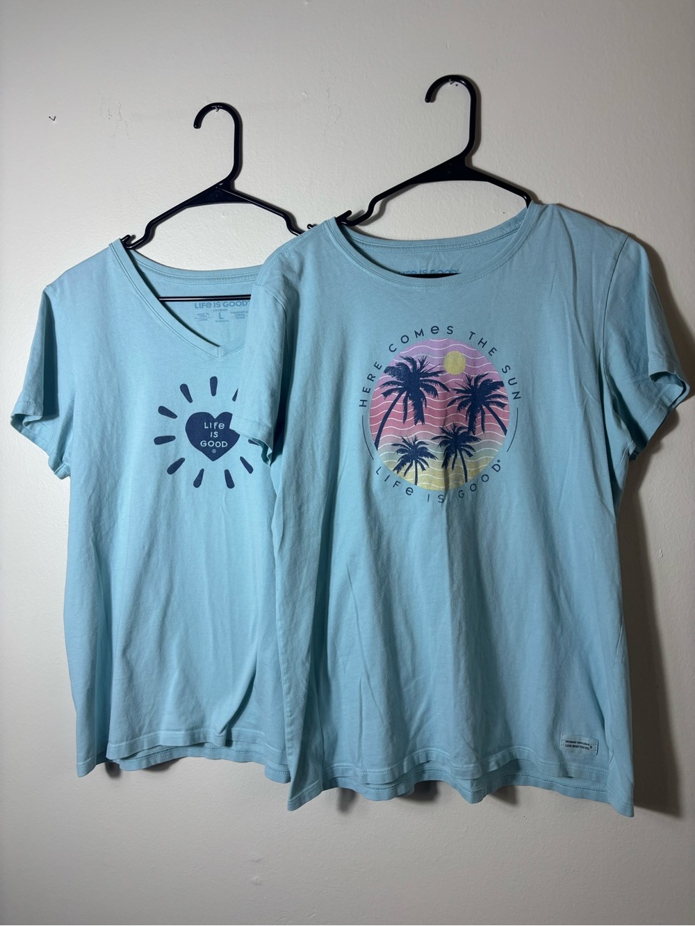 2 Pack Women’s Life Is Good Tshirt Sz L Beachy Summer Pattern
